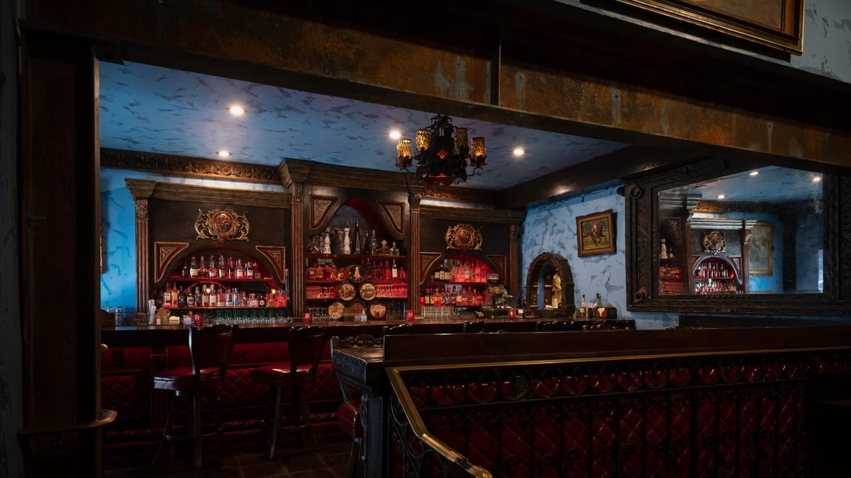 The bar, the music, the night